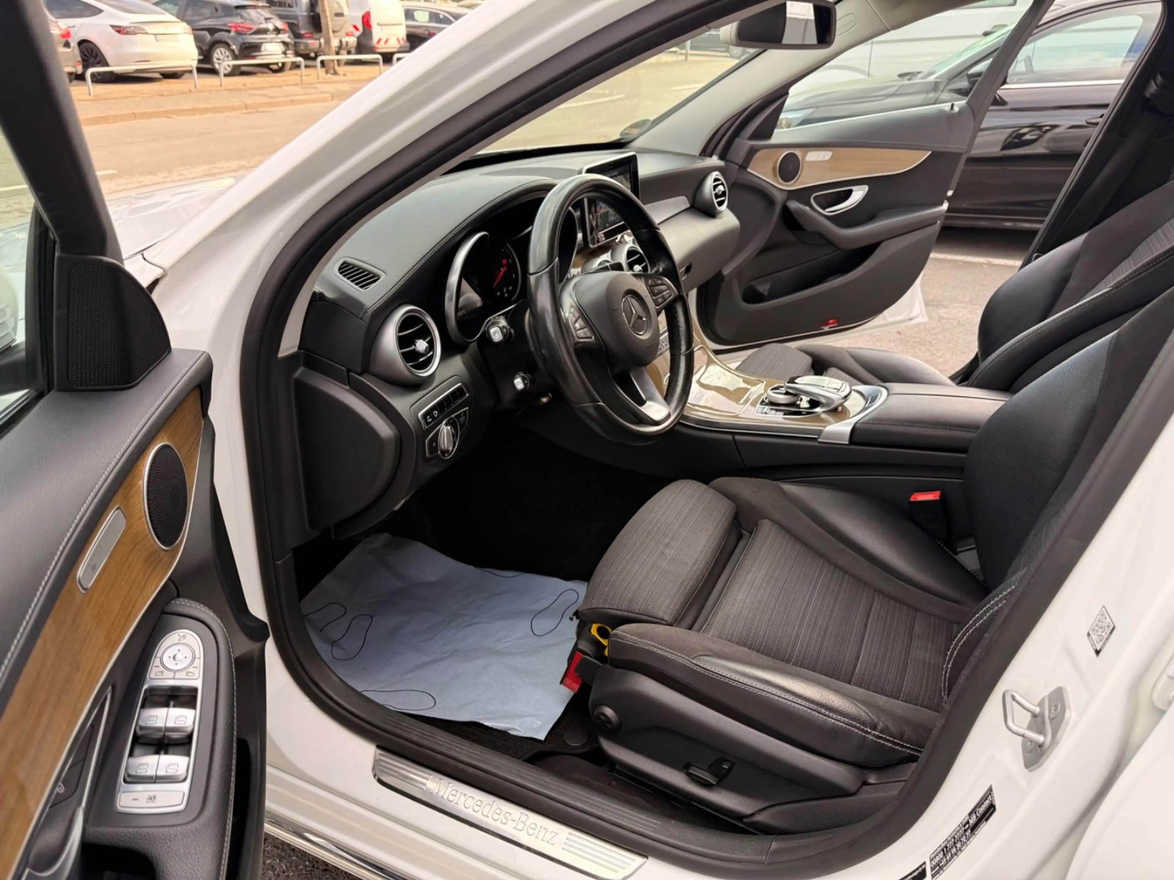 Mercedes-Benz C 250 d 7G-Tronic 2.HAND*LED*LEDER*NAVI*360KAM* — photo 9