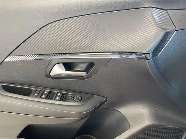 Peugeot 208 view 14