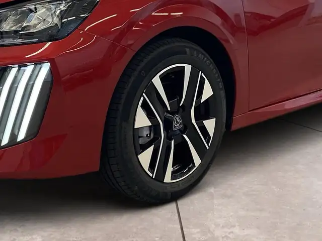 Peugeot 208 view 15