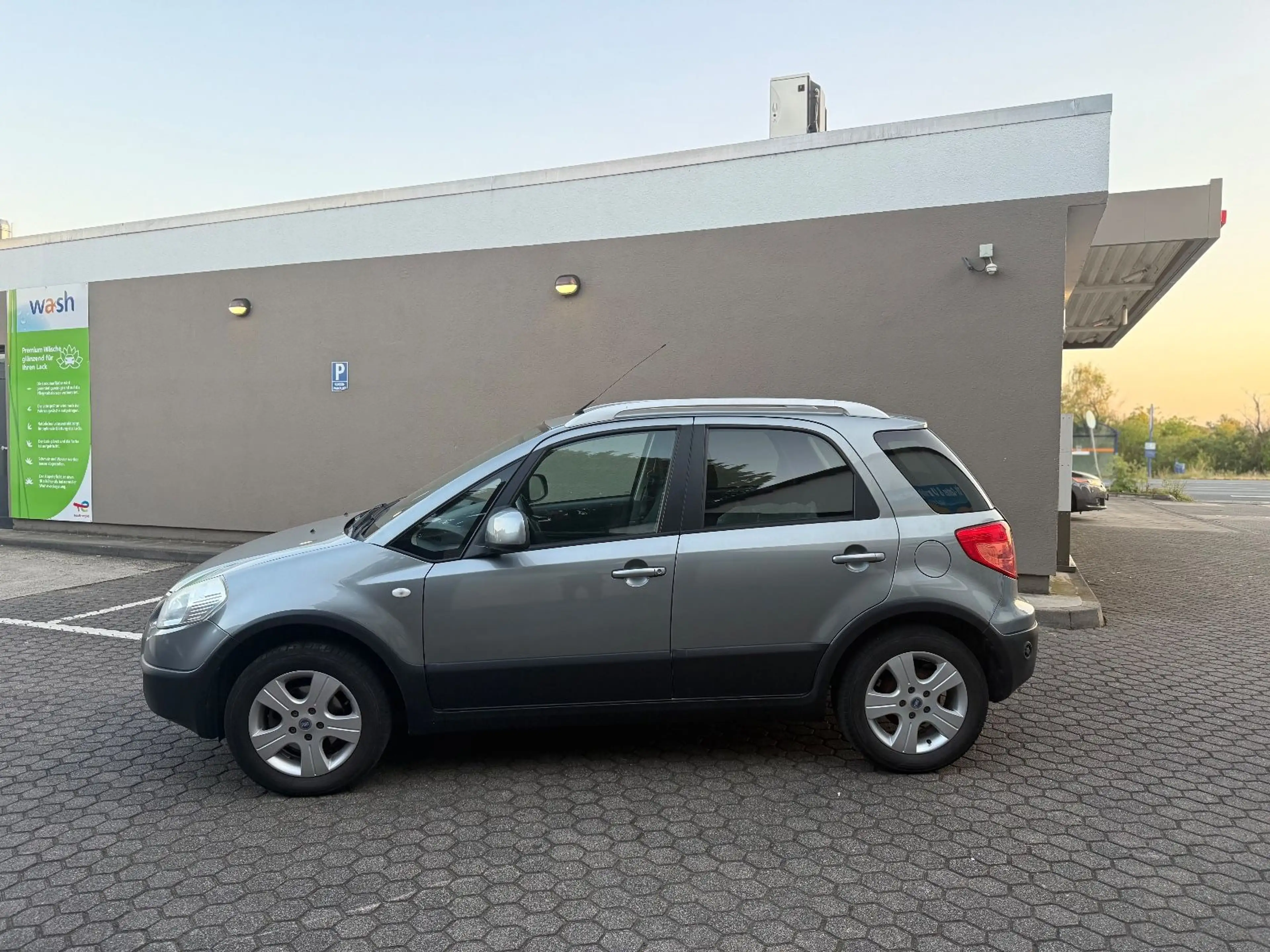 Fiat Sedici 1.6 16V Emotion 4x4 / BENZIN+LPG / AHK — photo 2