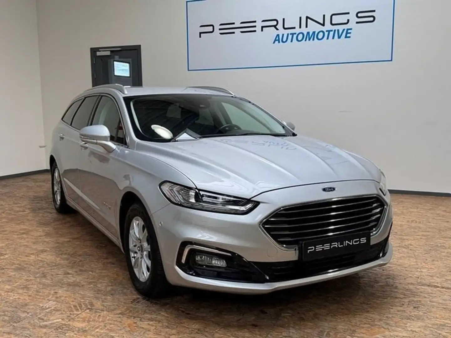 Ford Mondeo Titanium Hybrid 2.0 HEV 190pk Argent - 2