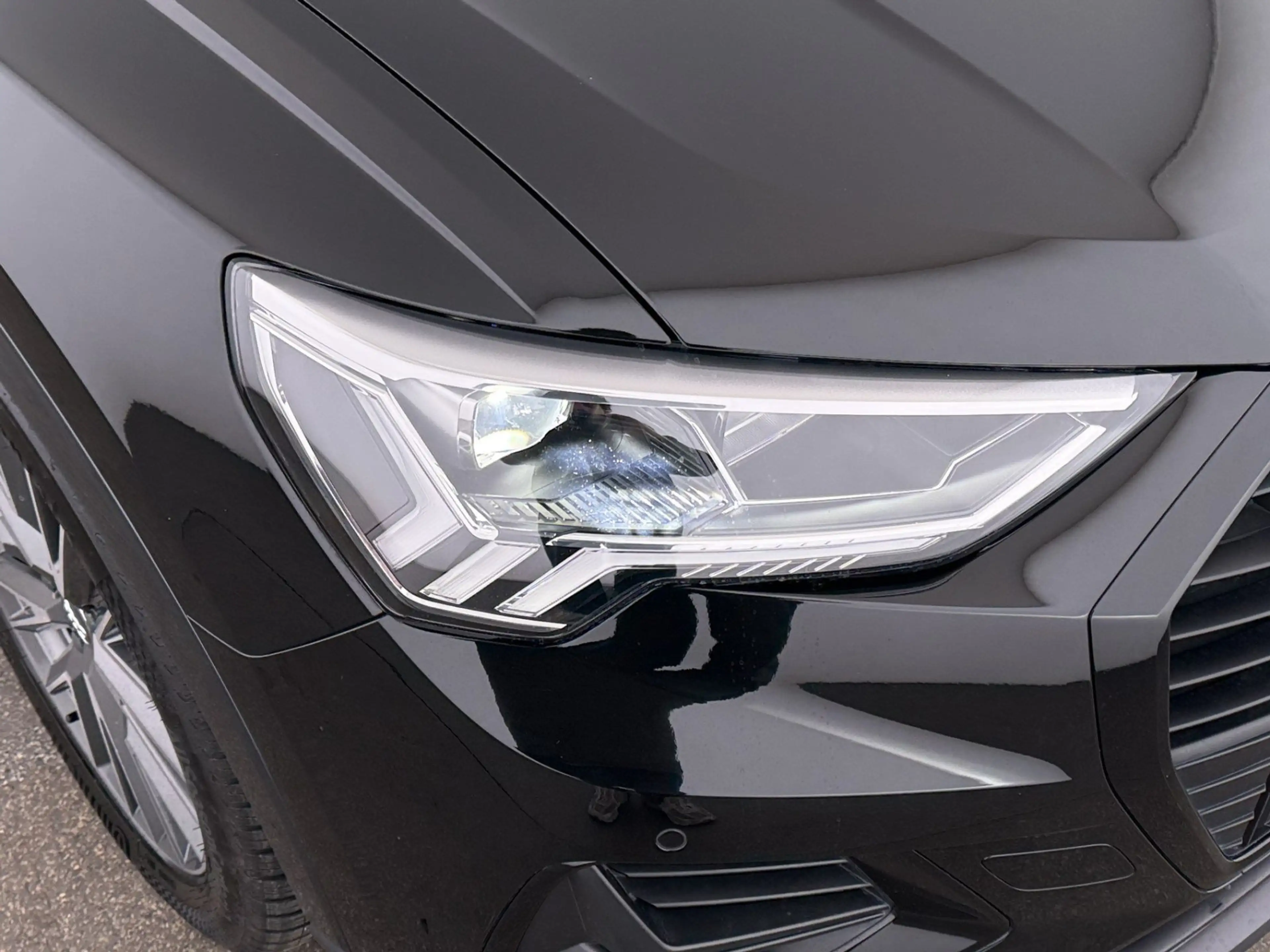 Audi Q3 35 TFSI advanced Aut LED SKY RADAR NAVI R-CAM — photo 12