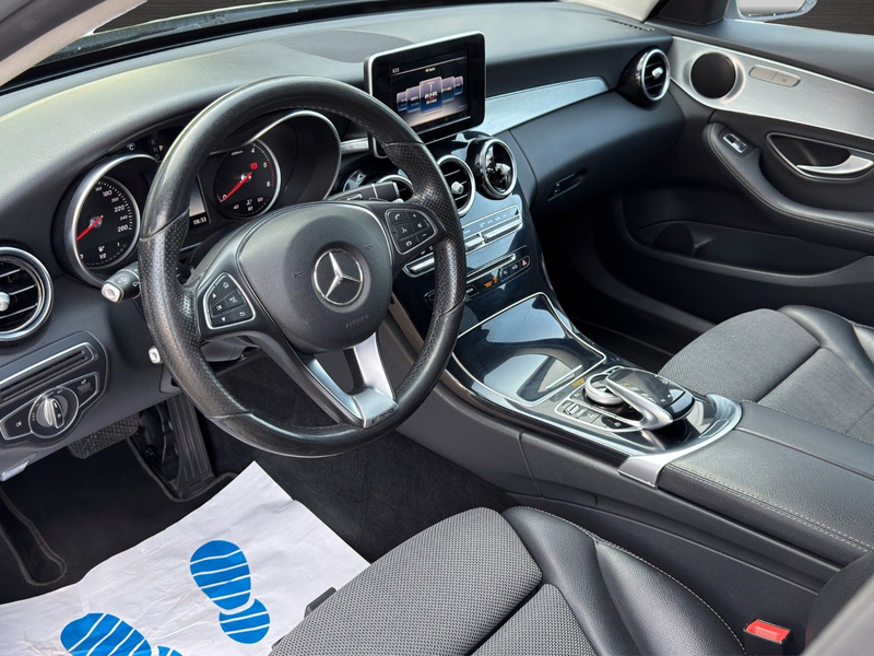 Mercedes-Benz C 220 d T LED SHZ Kamera PDC AHK Klima Tempomat — photo 10