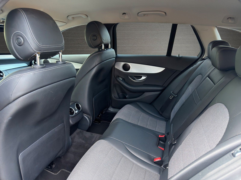 Mercedes-Benz C 220 d T LED SHZ Kamera PDC AHK Klima Tempomat — photo 12