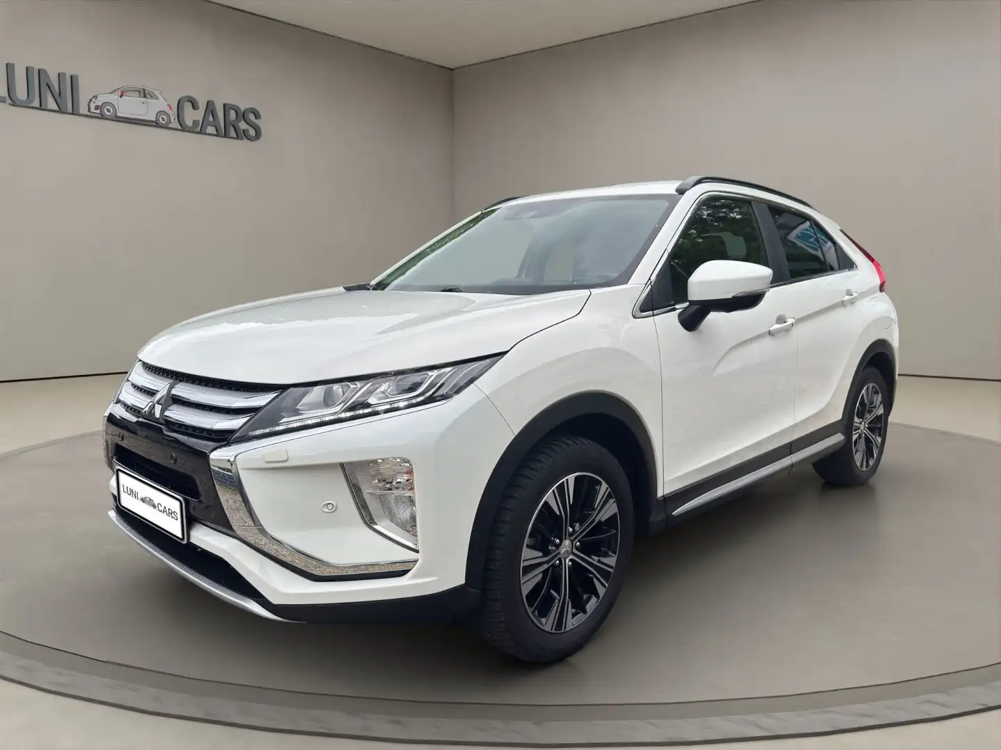 Mitsubishi Eclipse Cross Intro Edition AWD Aut. / LED Blanc - 1