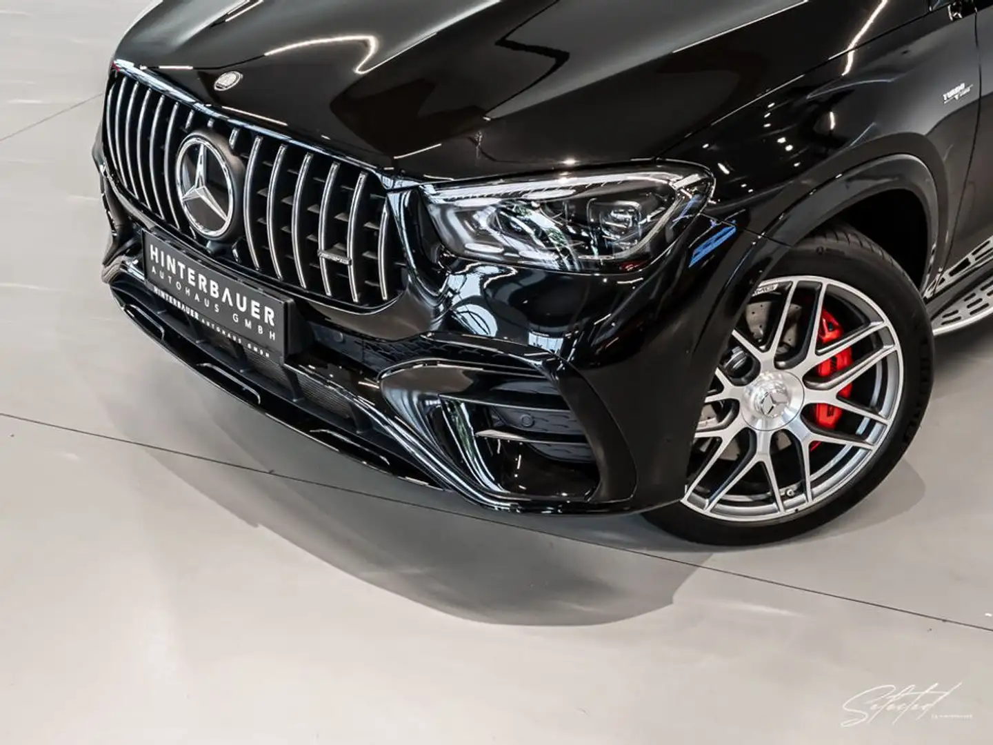 Mercedes-Benz GLE 53 AMG 4MATIC *ABGASANLAGE*AIRMATICDC*22''ZOLL'' Schwarz - 2