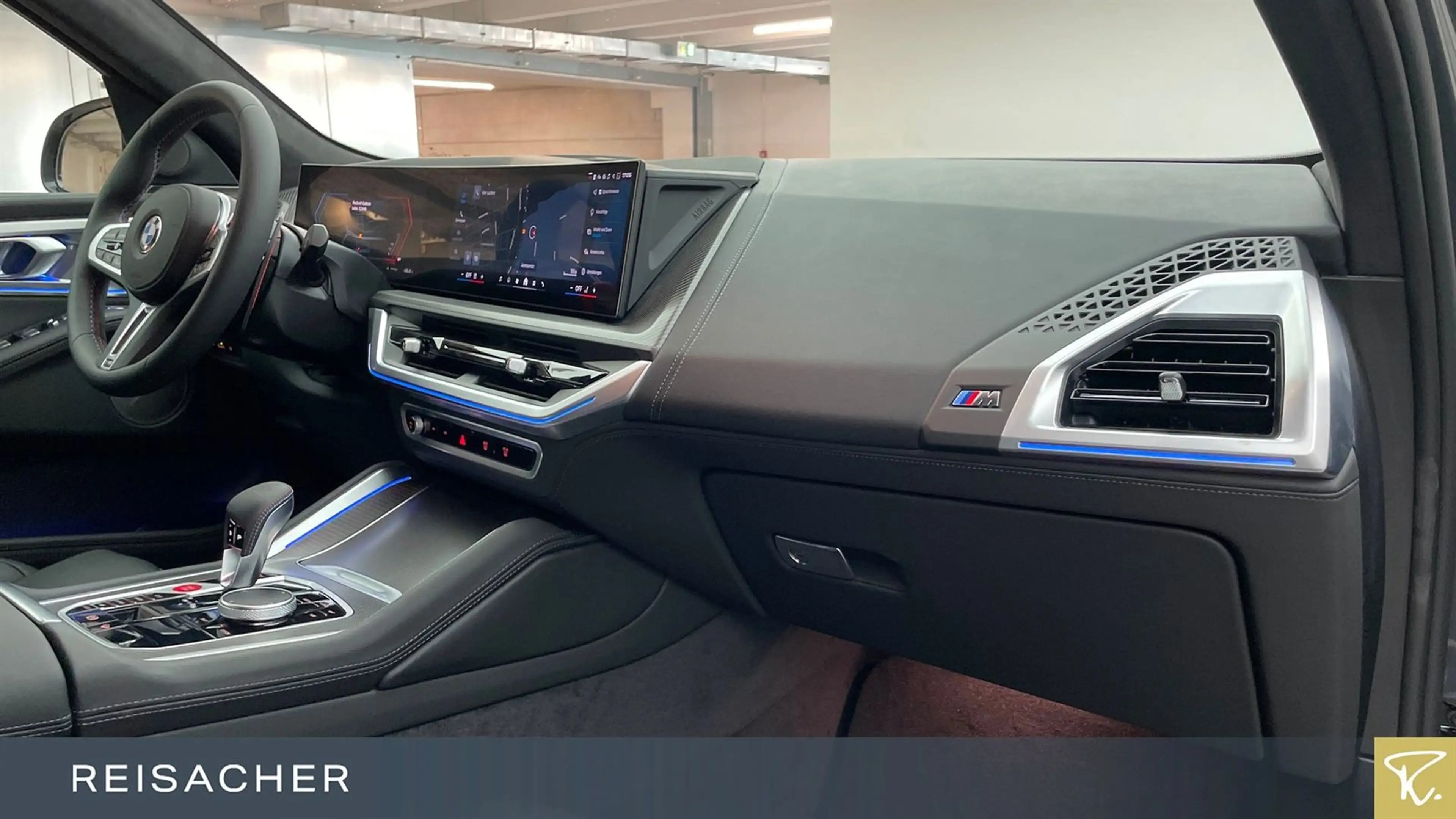 BMW XM 50e Laden AC Ladekabel Sitzbelüftung DAB — photo 13