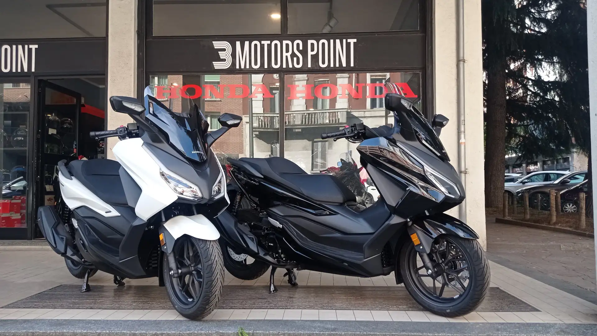 Honda Forza 350 - 1