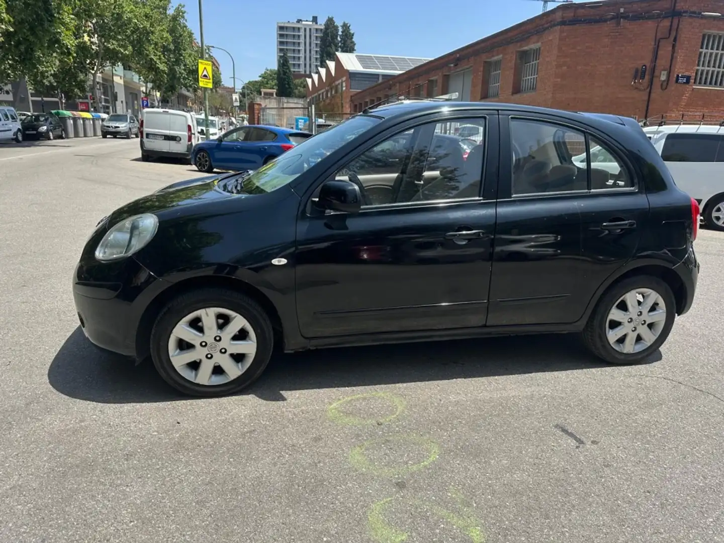 Nissan Micra 1.2 Tekna CVT Noir - 1