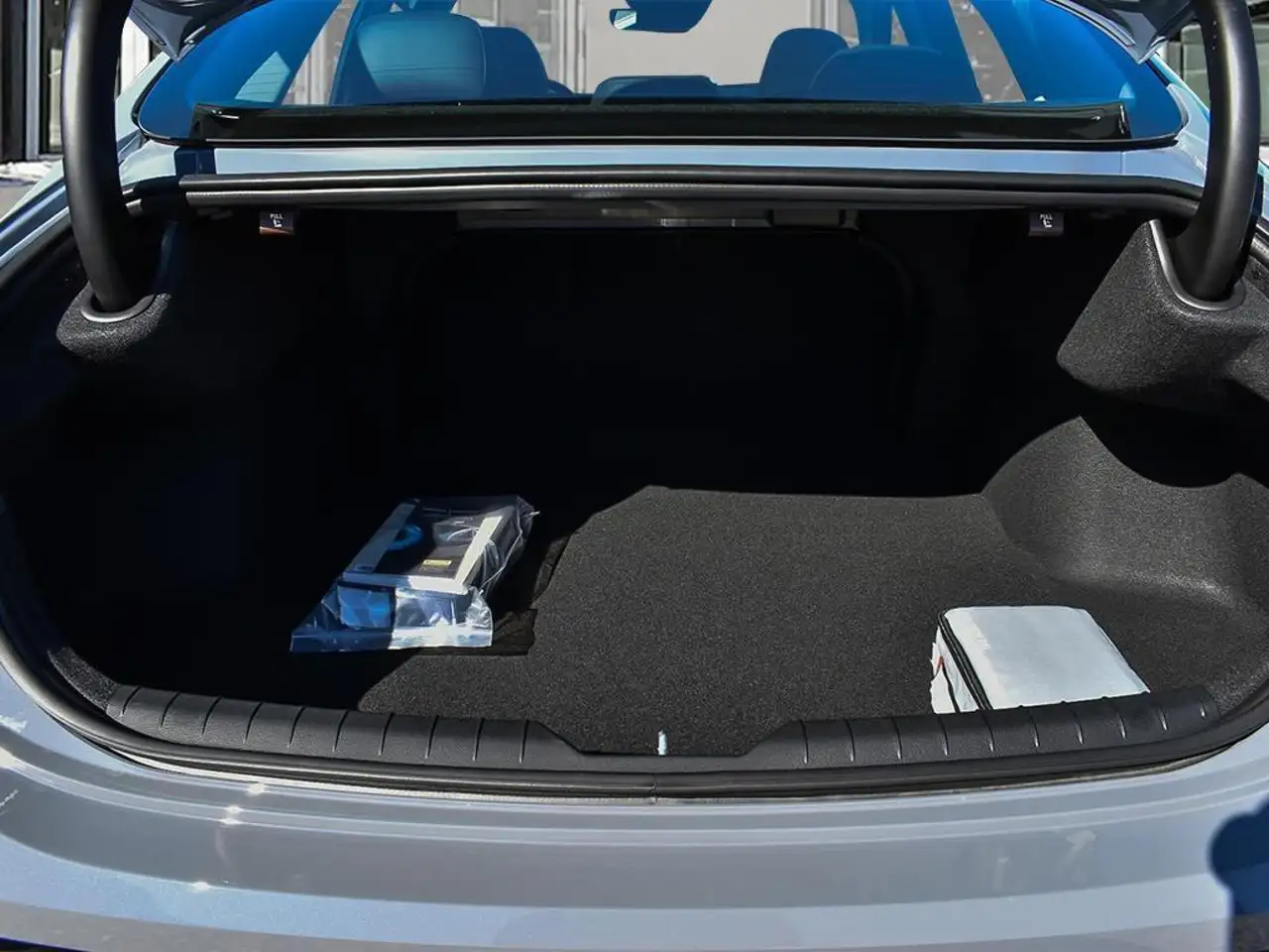 Hyundai SONATA снимка Hyundai SONATA