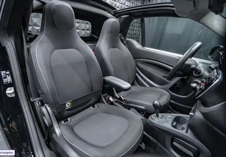 smart Fortwo Cabrio Passion 2019, foto 17