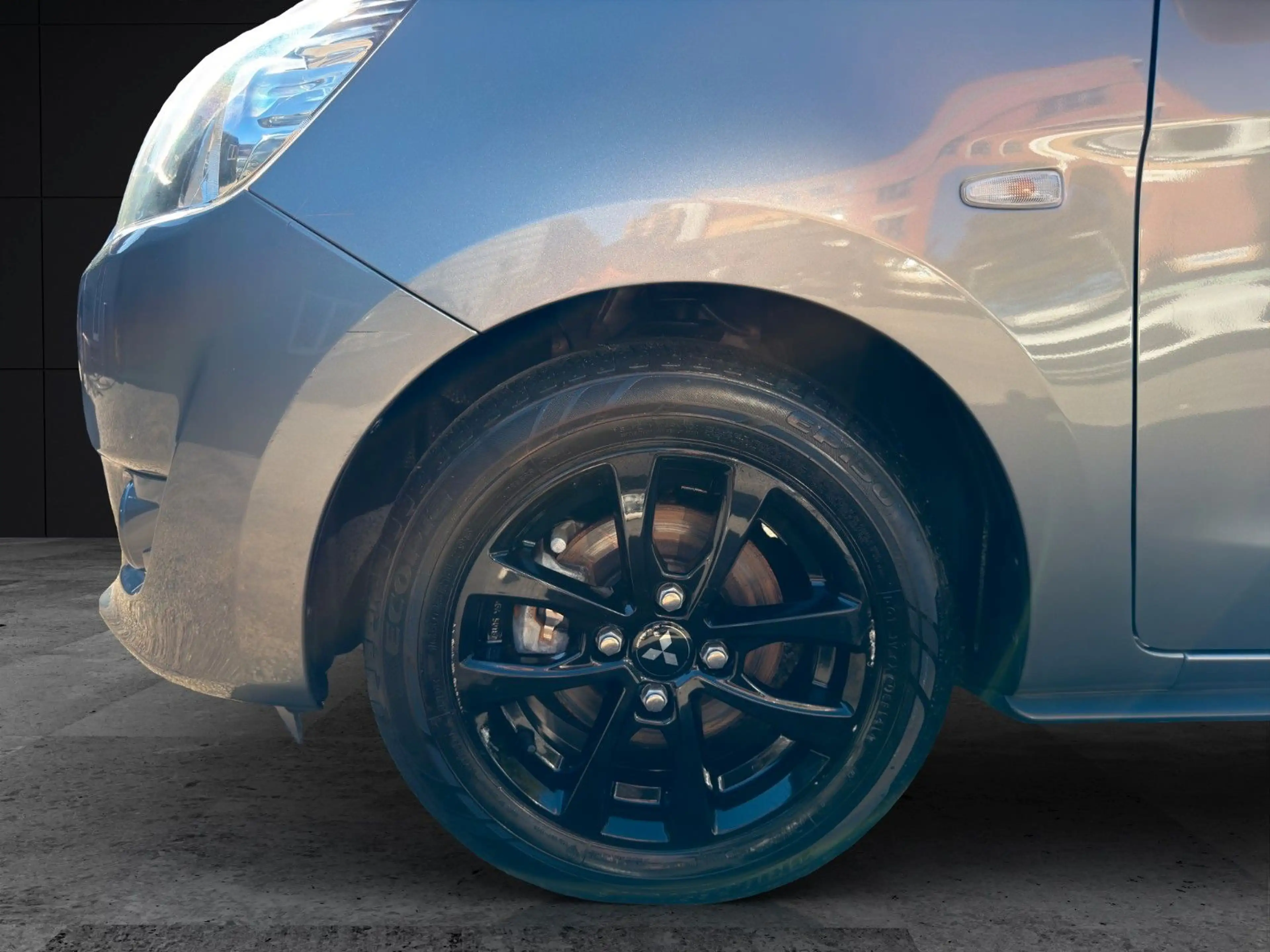 Mitsubishi Space Star Diamant Edition+ / TÜV NEU / GEPFLEGT — photo 9
