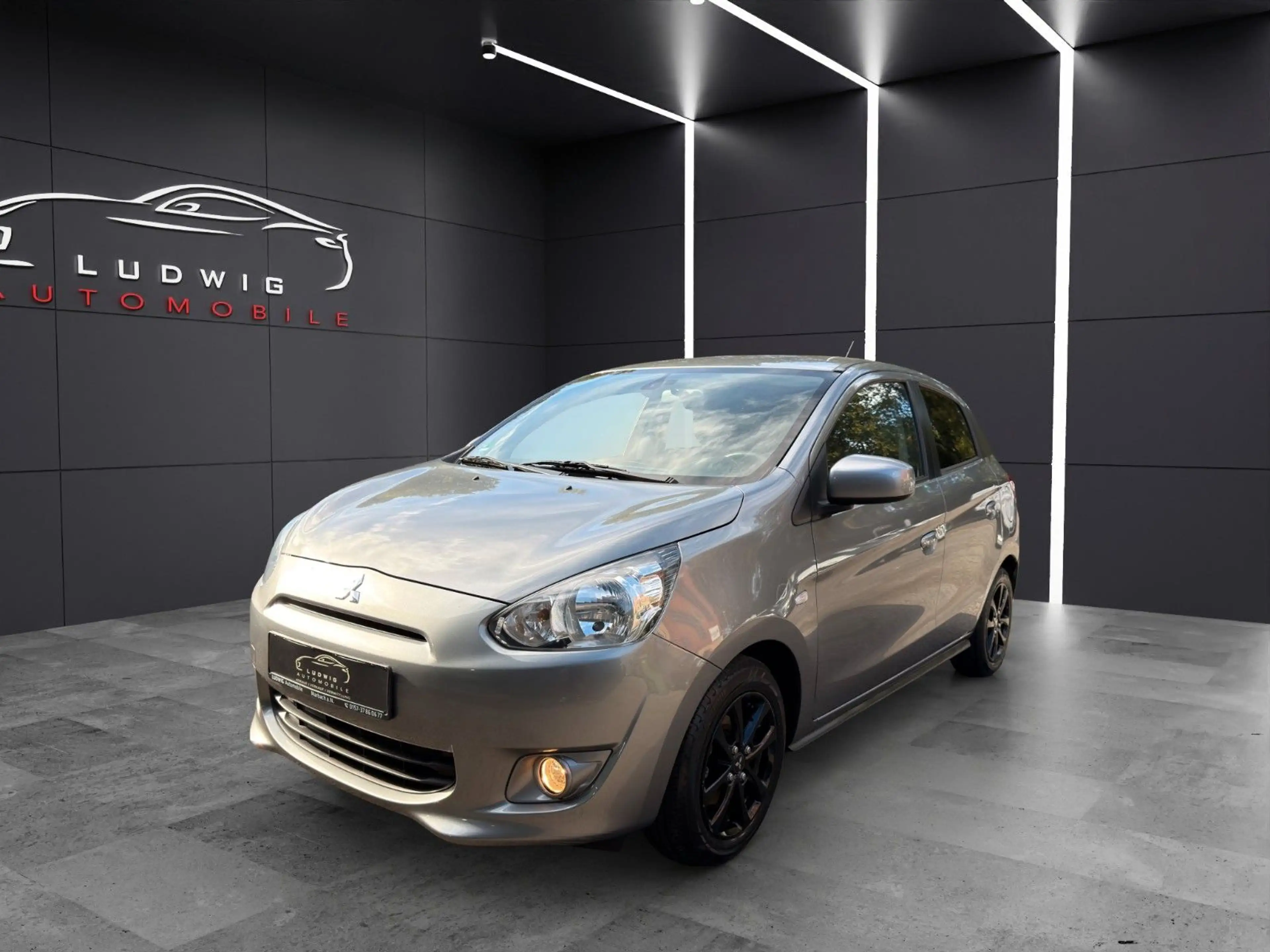 Mitsubishi Space Star Diamant Edition+ / TÜV NEU / GEPFLEGT