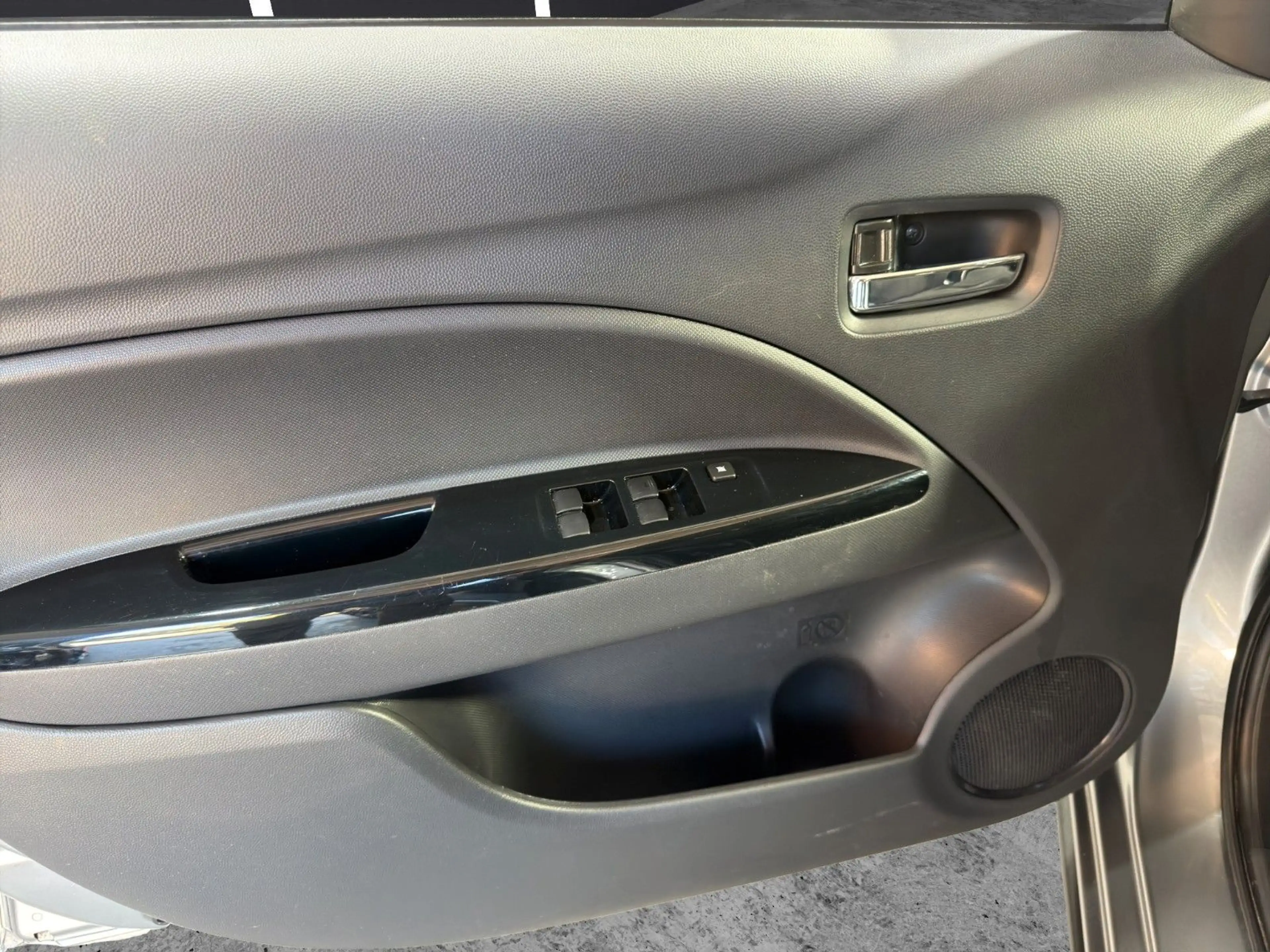 Mitsubishi Space Star Diamant Edition+ / TÜV NEU / GEPFLEGT — photo 14