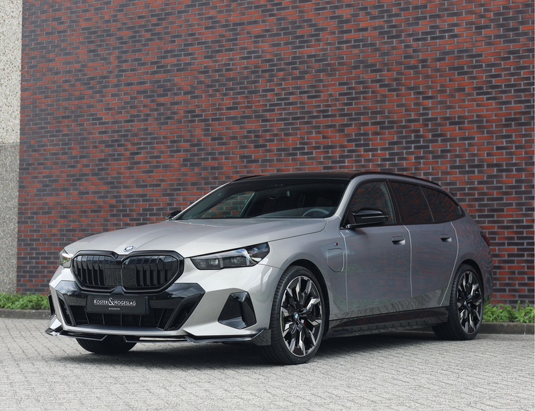 BMW 550 5-serie Touring 550e xDrive | M Performance - Trek — photo 18
