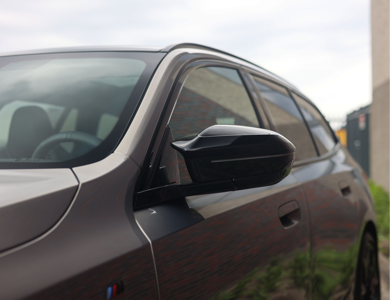 BMW 550 5-serie Touring 550e xDrive | M Performance - Trek — photo 23