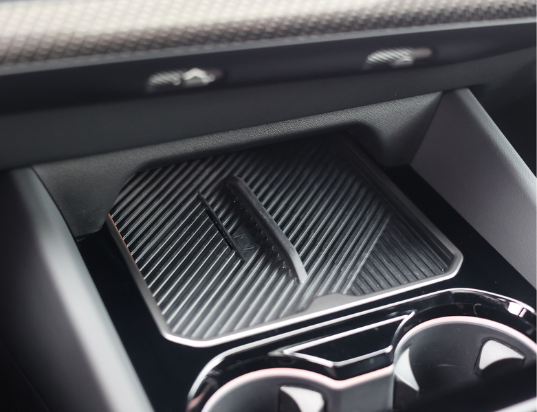 BMW 550 5-serie Touring 550e xDrive | M Performance - Trek — photo 44