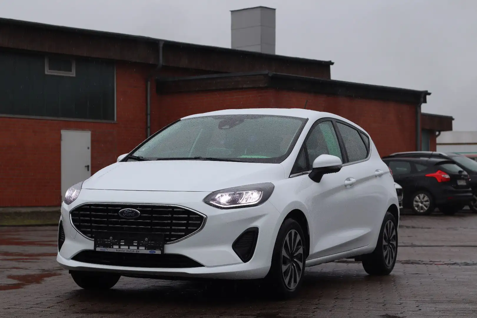 Ford Fiesta Titanium Auto Weiß - 2