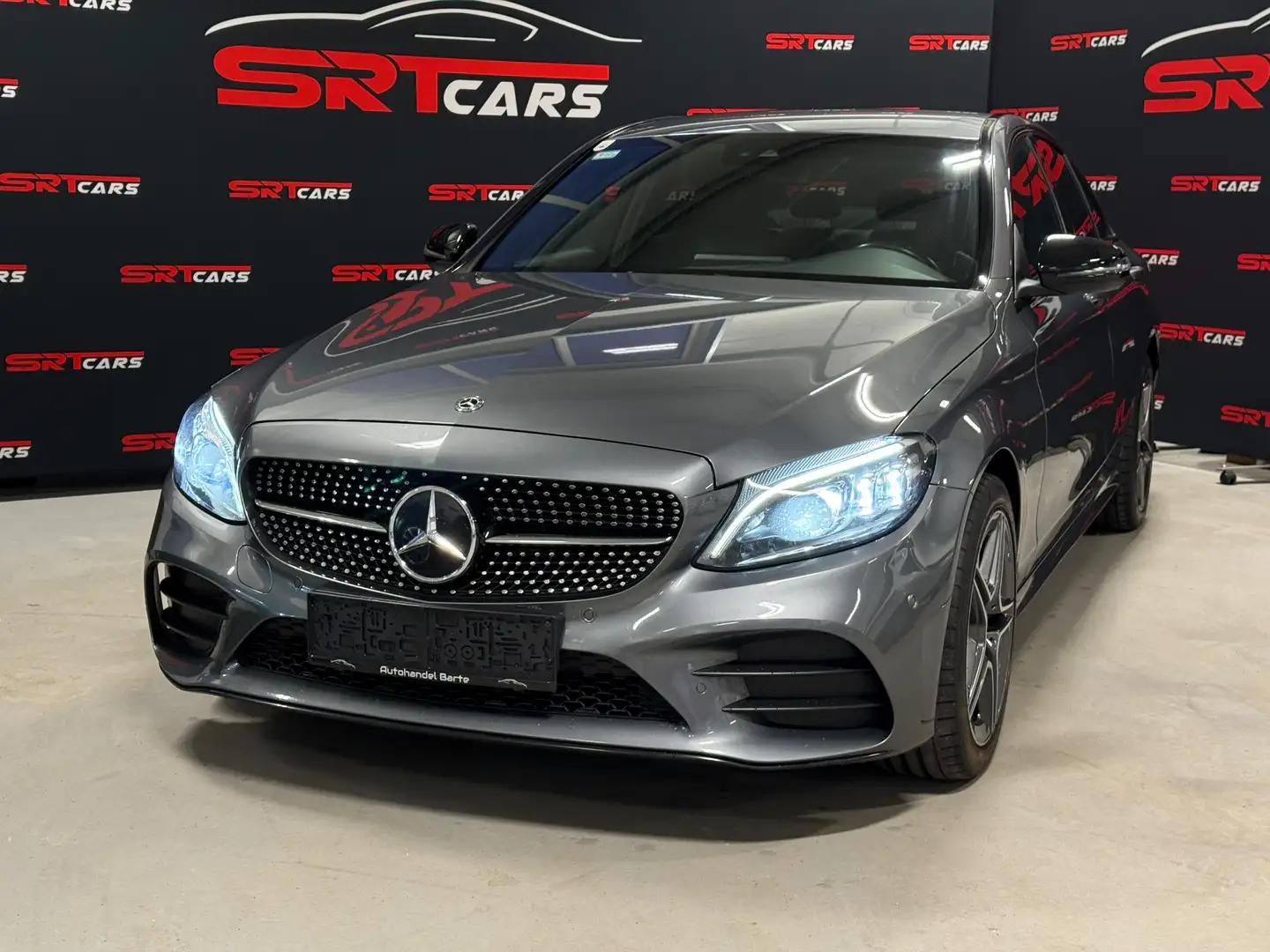 Mercedes-Benz C 200 C 200d Aut. *AMG Paket*Night Paket*Ambiente*Kamera Grau - 2