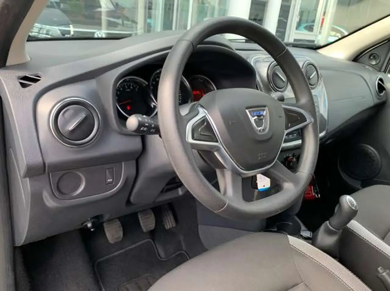 Dacia Sandero Sandero Stepway — photo 8