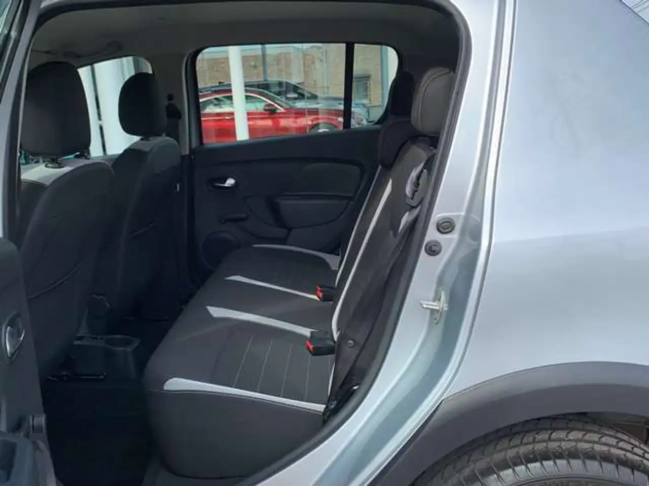 Dacia Sandero Sandero Stepway — photo 10