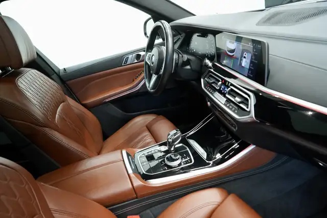 BMW X5 X5 M view 15