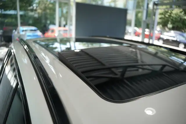 BMW X5 X5 M view 11