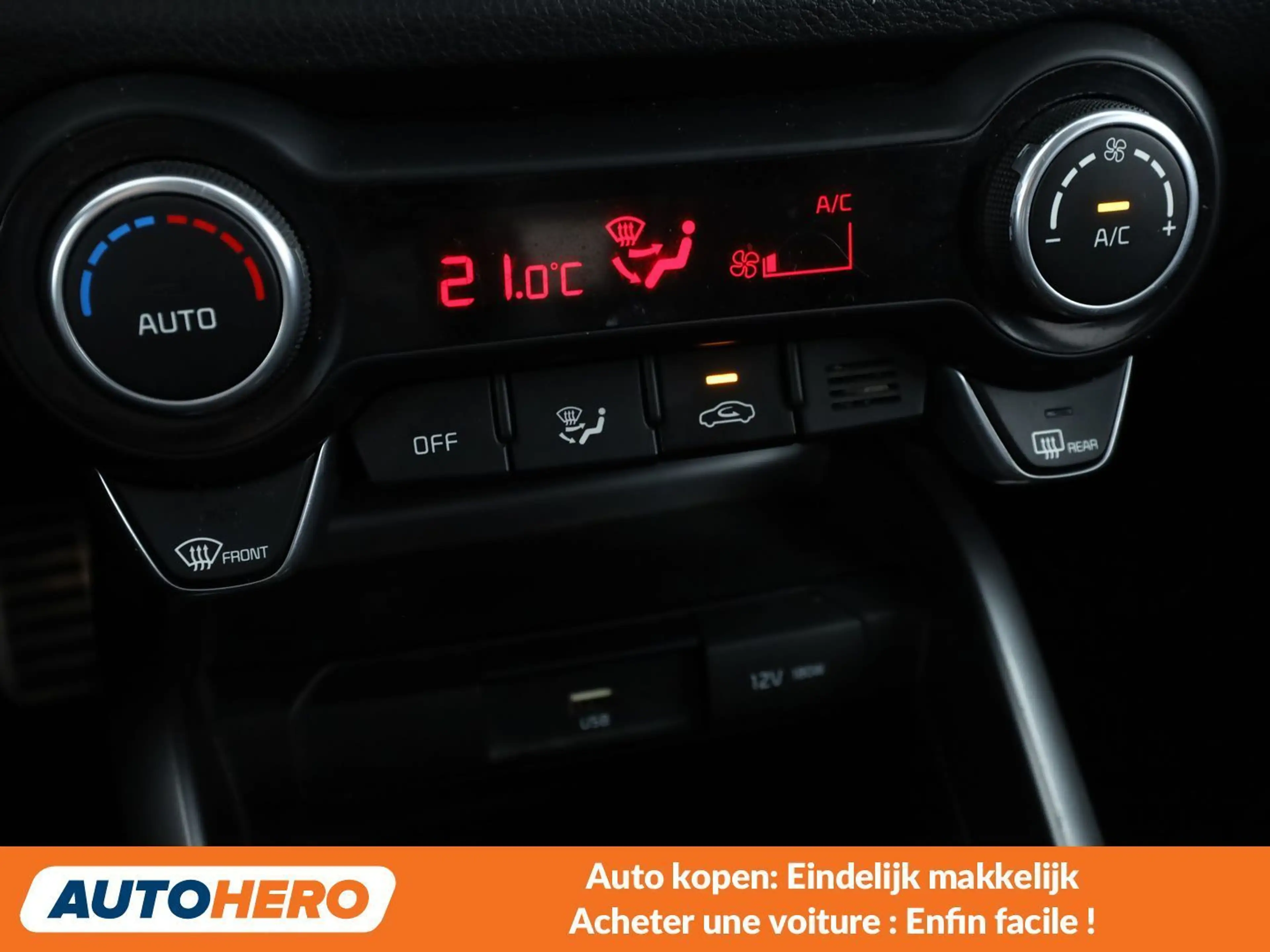 Kia Rio 1.0 TGDI GT Line — photo 12