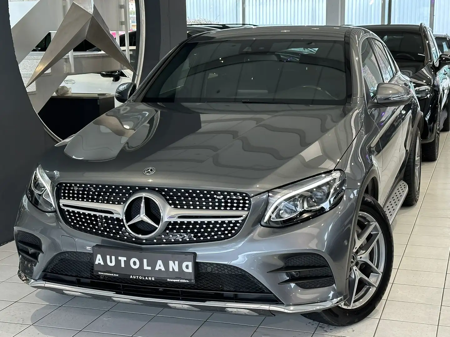 Mercedes-Benz GLC 250 d Coupe 4MATIC AMG LINE Blanc - 1