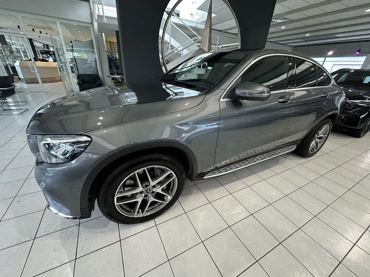 Mercedes-Benz GLC 250 d Coupe 4MATIC AMG LINE Blanc - 2