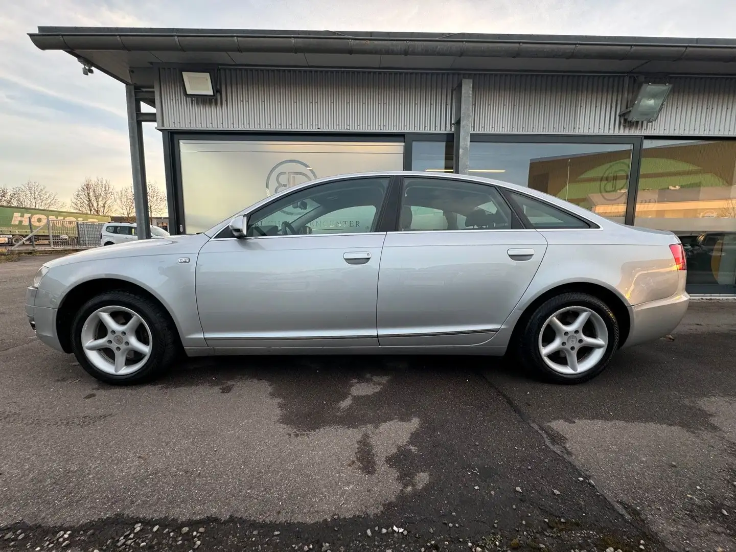 Audi A6 Lim. 2.7 TDI quattro*Klima*SHZ*LM*Navi* Silber - 2
