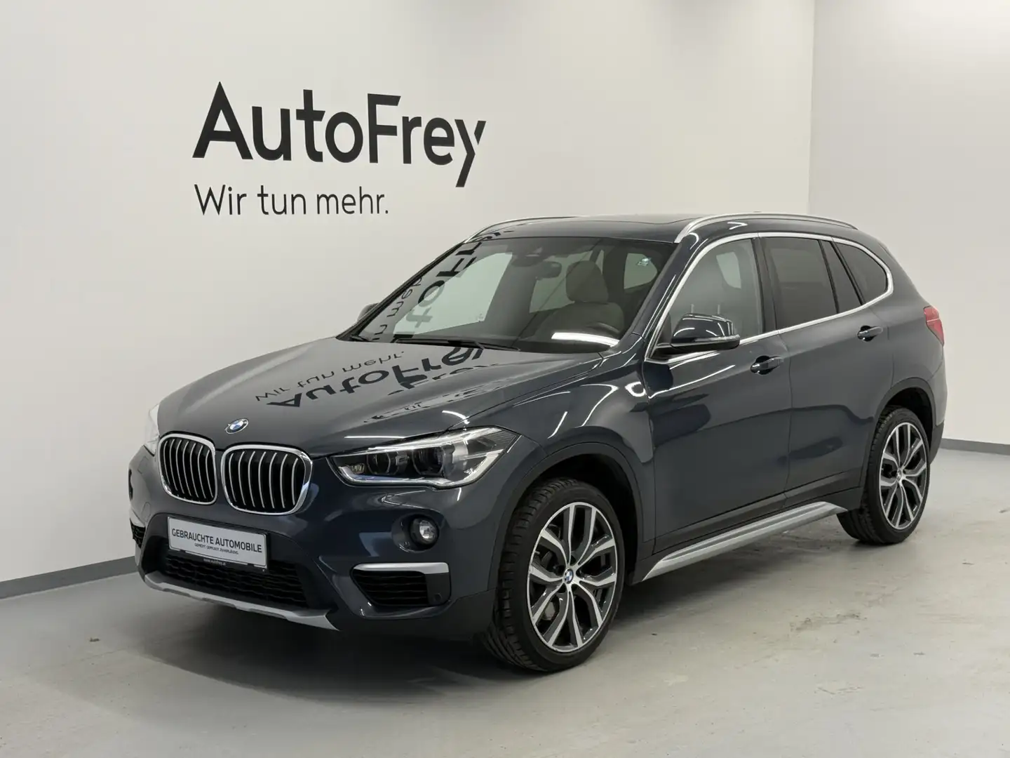 BMW X1 X1 xDrive20i Grijs - 1