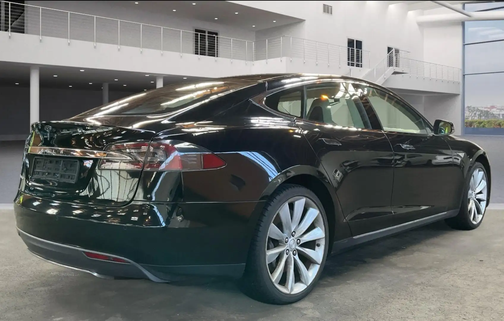 Tesla Model S 5 porte Cv 302 Elettrica 100% Чорний - 2