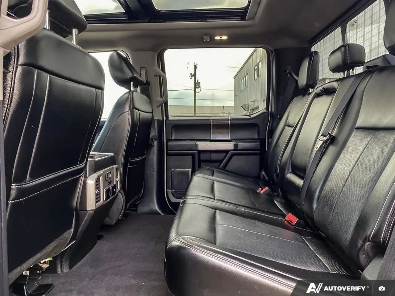 Ford F 350 снимка Ford F 350