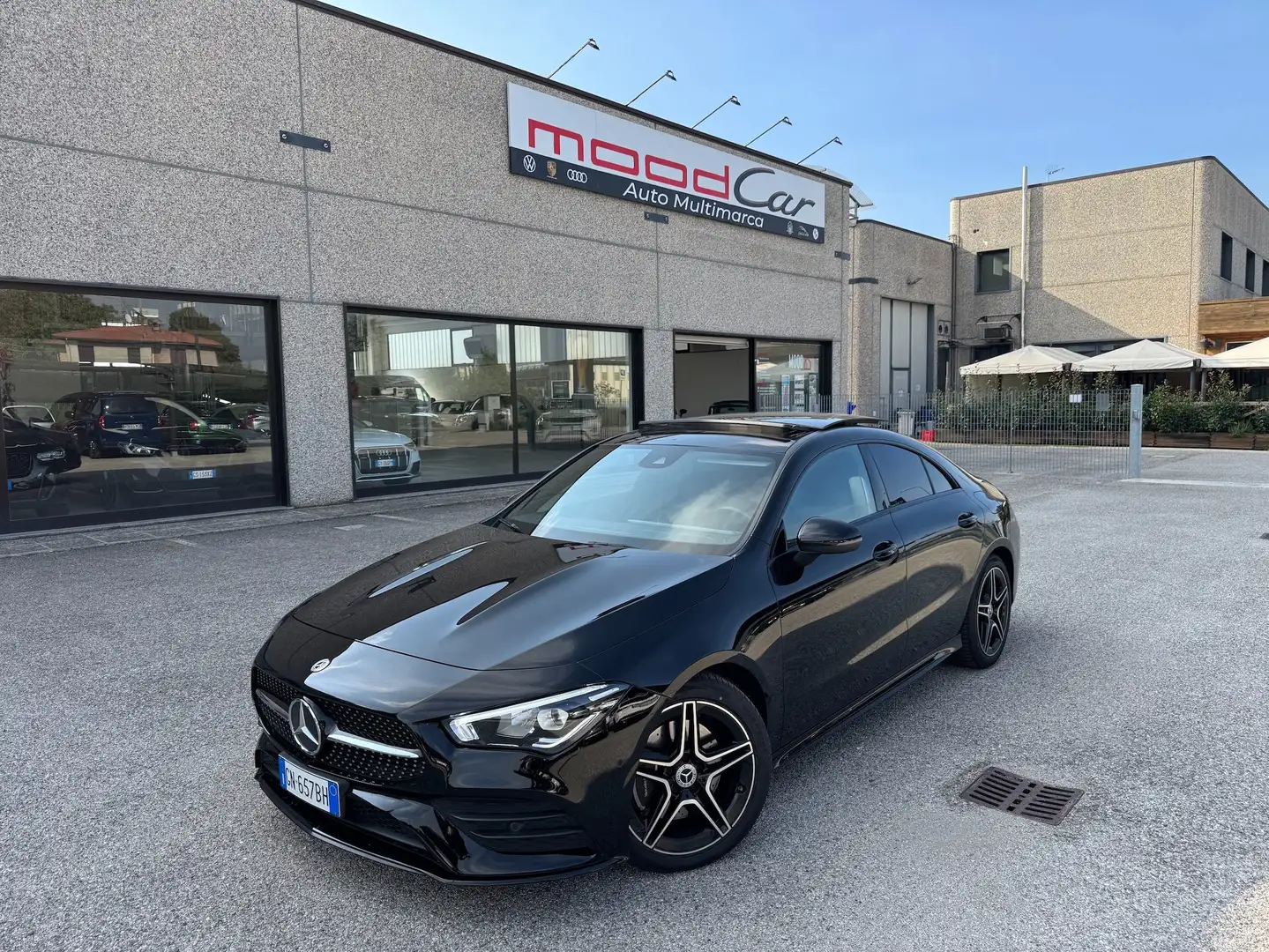 Mercedes-Benz CLA 200 2.0 d 150 CV Premium auto TETTO GAR. MERCEDES Nero - 1