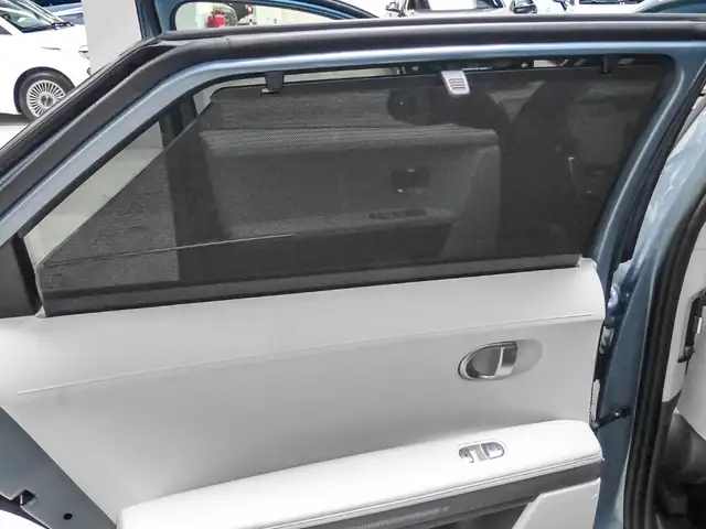 Hyundai Ioniq 5 view 14