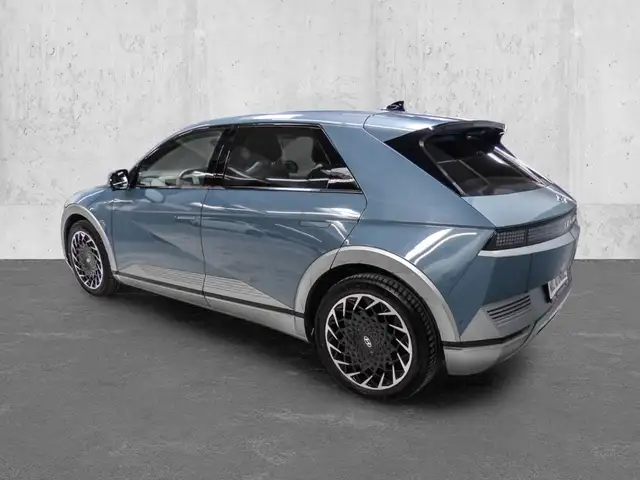 Hyundai Ioniq 5 view 2