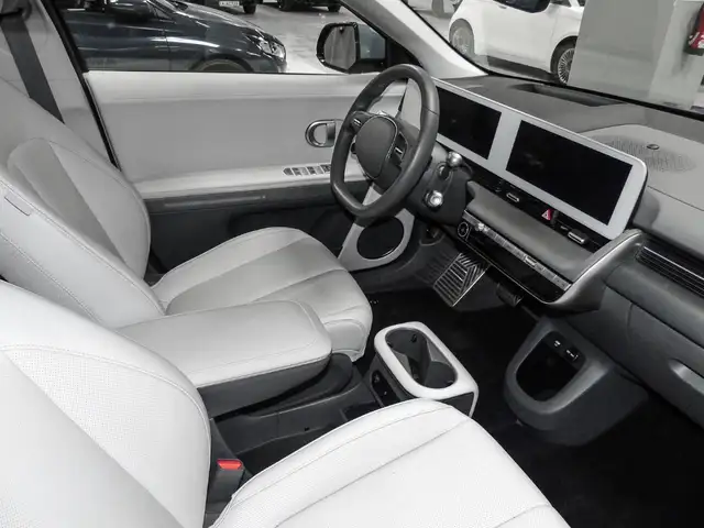 Hyundai Ioniq 5 view 4