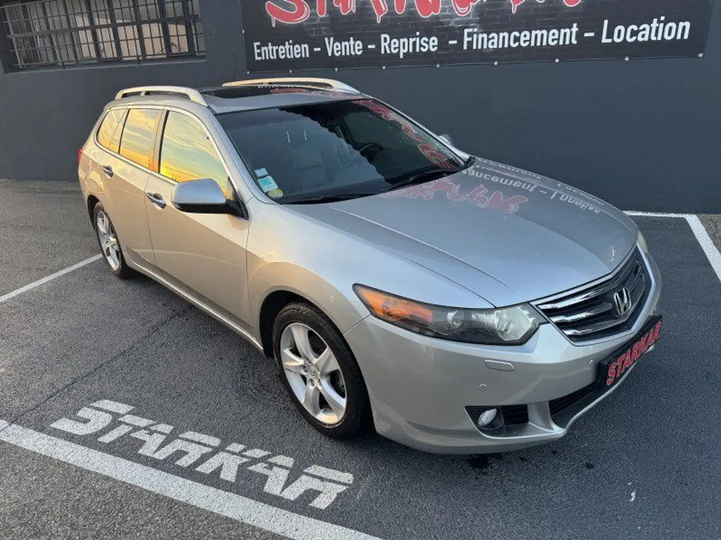 Honda Accord TOURER 2.2 I-DTEC LUXURY BA Grijs - 2