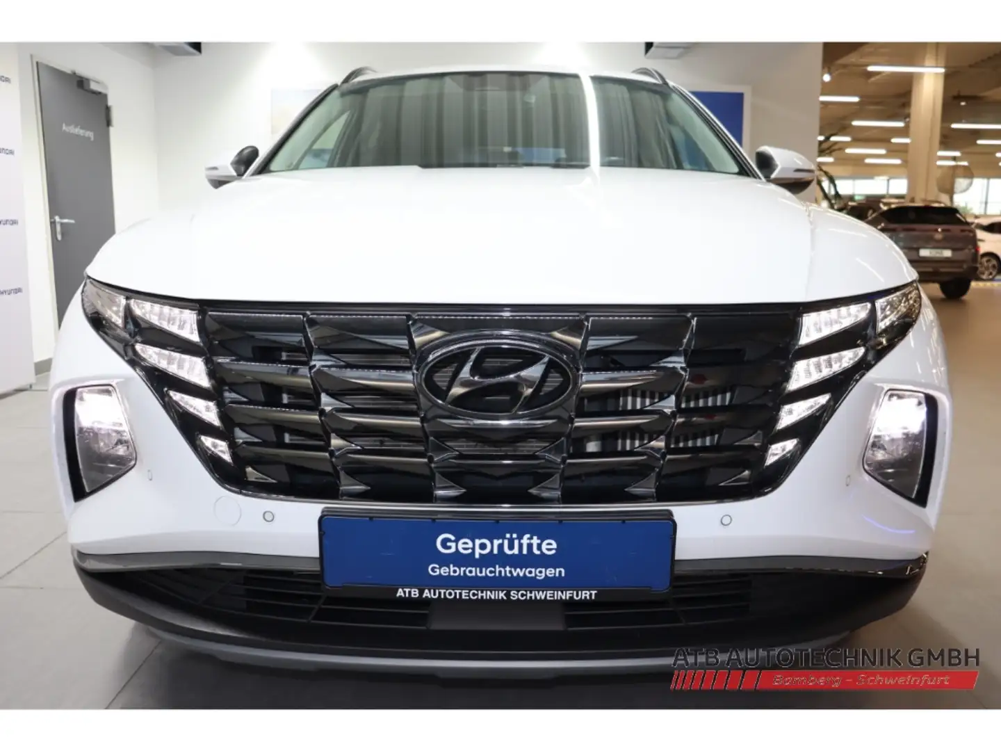 Hyundai TUCSON Trend 48V MHEV 1.6 T-GDi DCT Navi Digitales Cockpi Bianco - 2