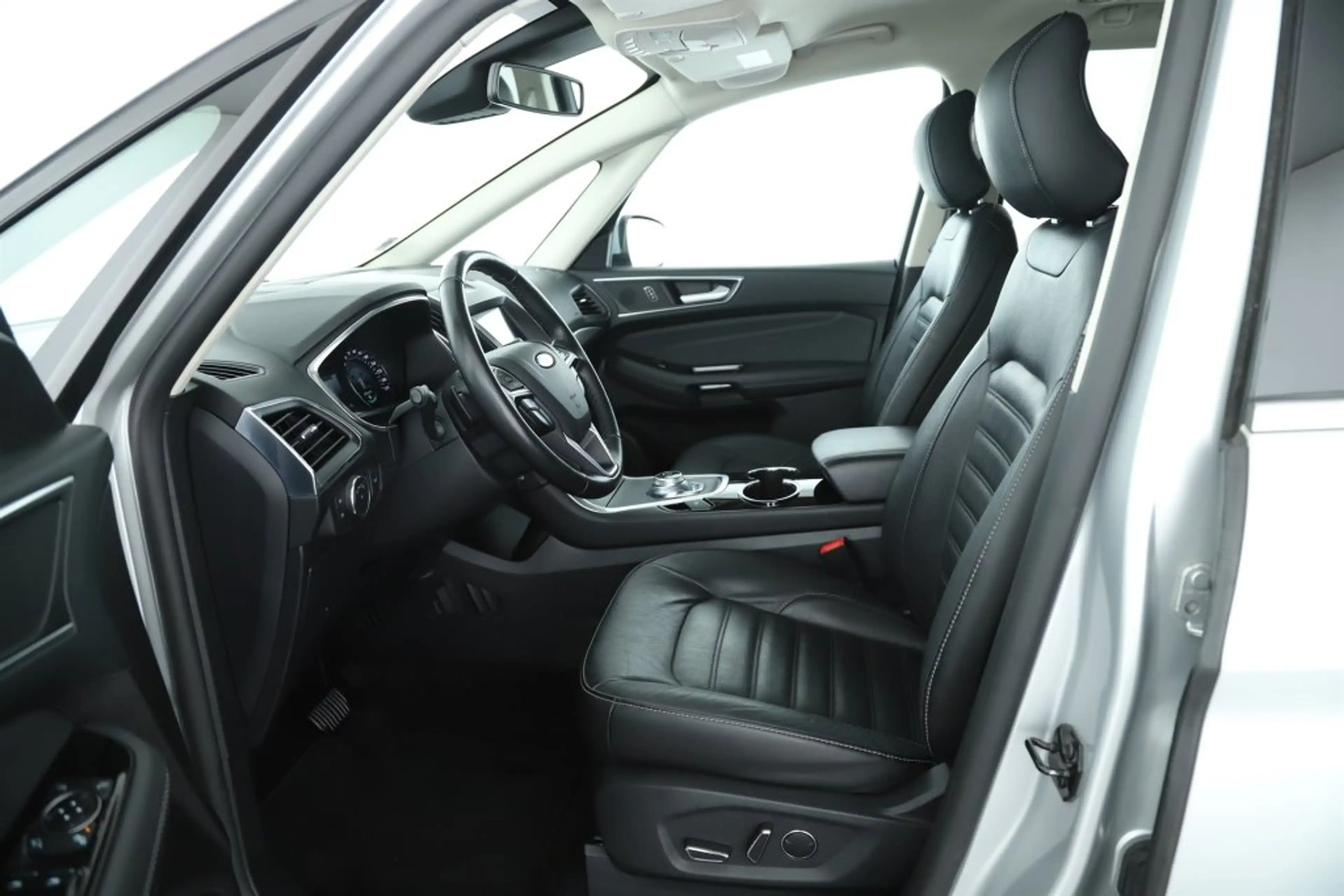 Ford Galaxy 2.0 EcoBlue Autom 7-SITZE TITANIUM LEDER NAVI AHV LED — photo 10