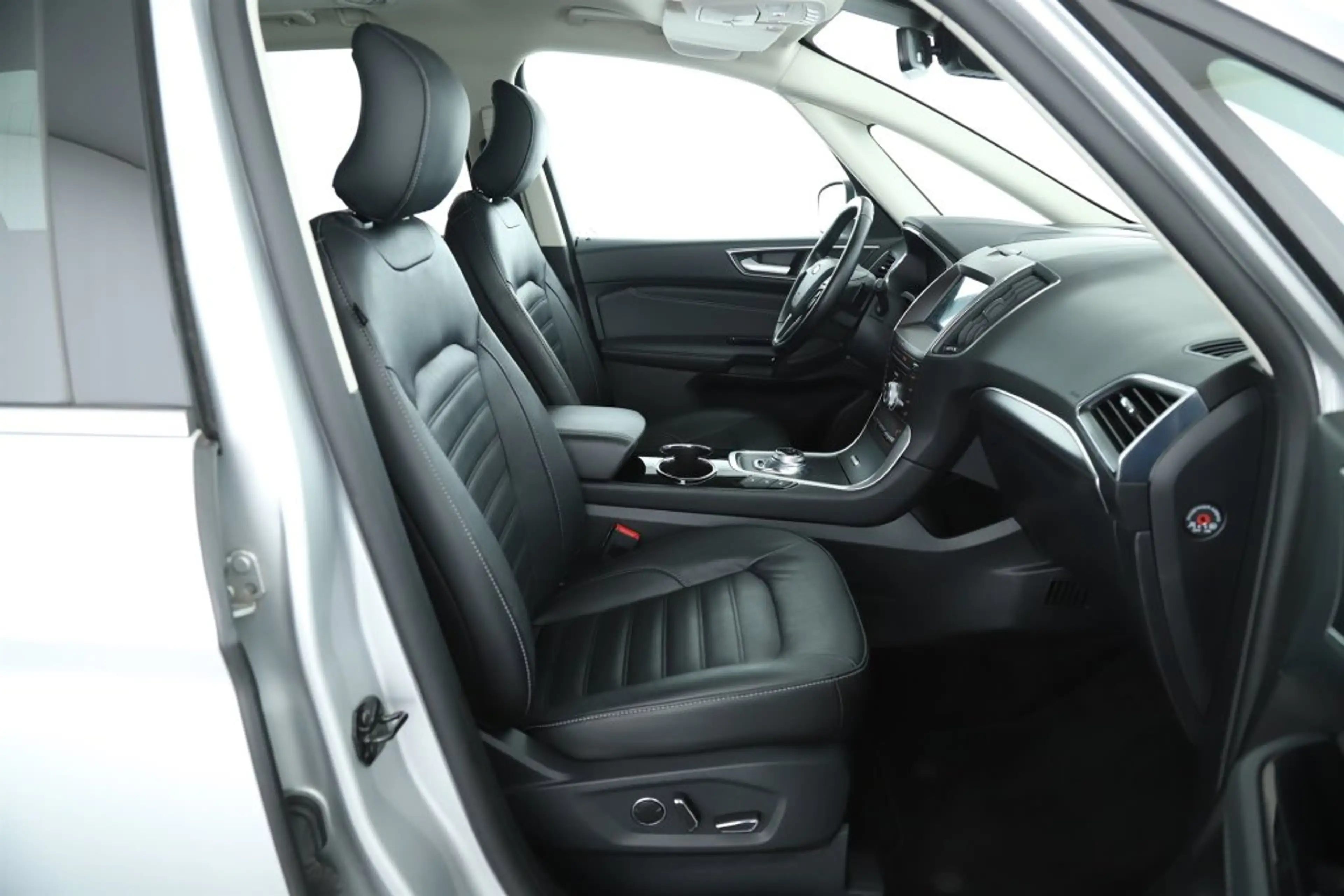 Ford Galaxy 2.0 EcoBlue Autom 7-SITZE TITANIUM LEDER NAVI AHV LED — photo 14