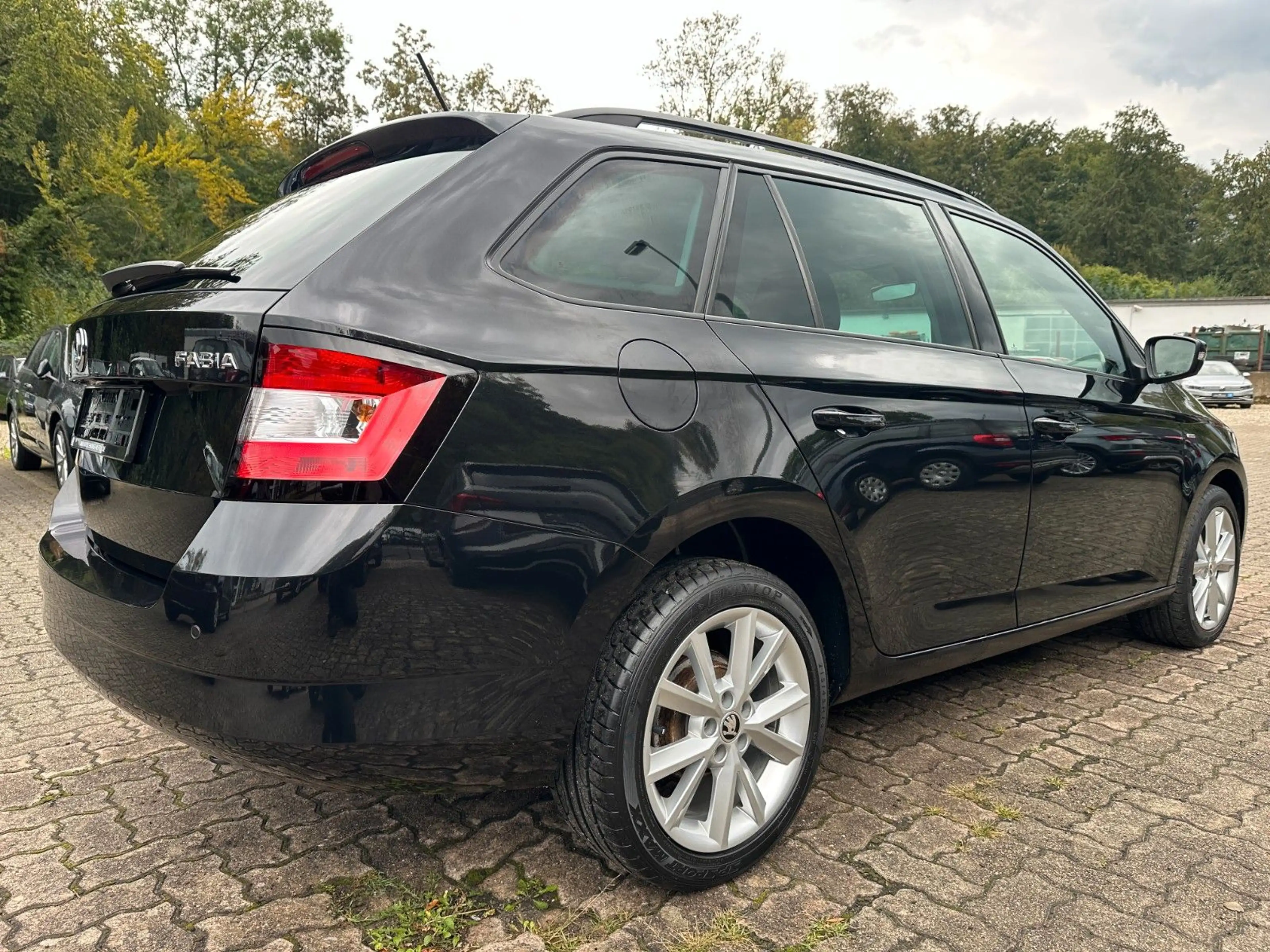 Skoda Fabia Combi Clever SHZ PDC TEMPOMAT — photo 7