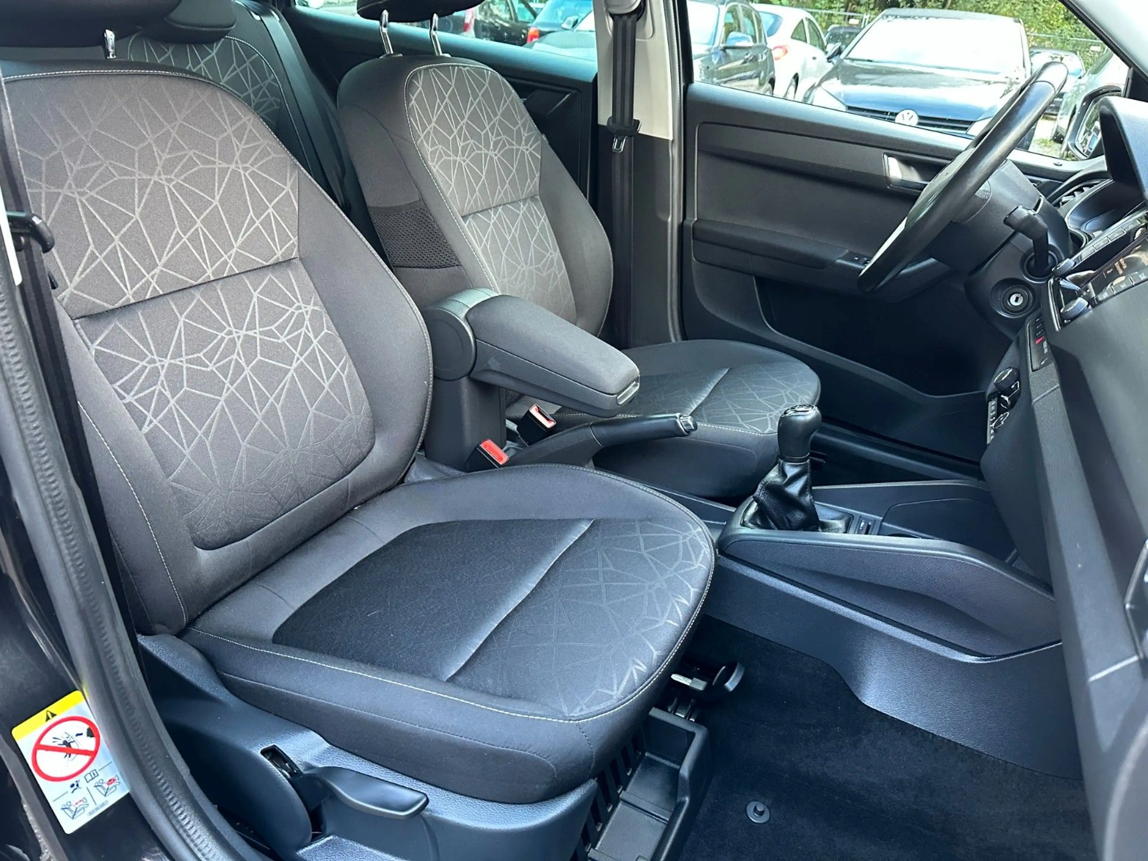 Skoda Fabia Combi Clever SHZ PDC TEMPOMAT — photo 14