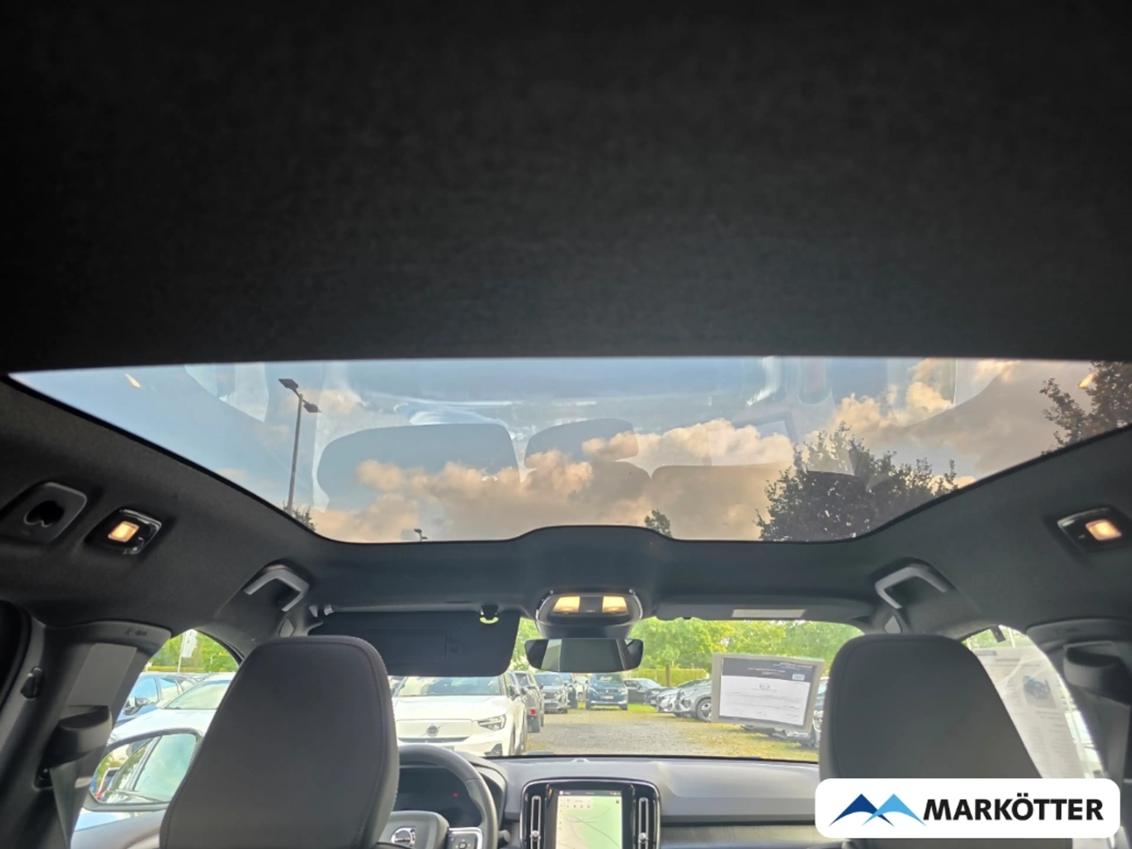Volvo C40 AWD Twin Plus Recharge Pure Electric WP/PANO — photo 9