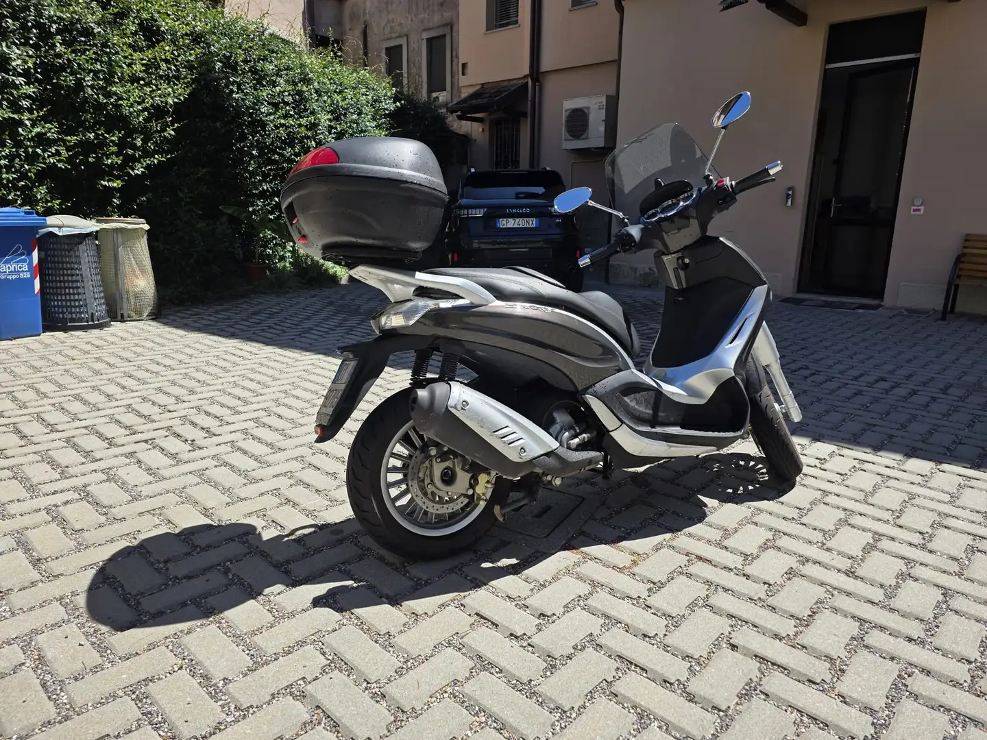Piaggio Beverly 300 i.e. Gris - 2