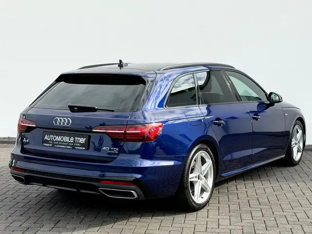 Audi A4 view 5