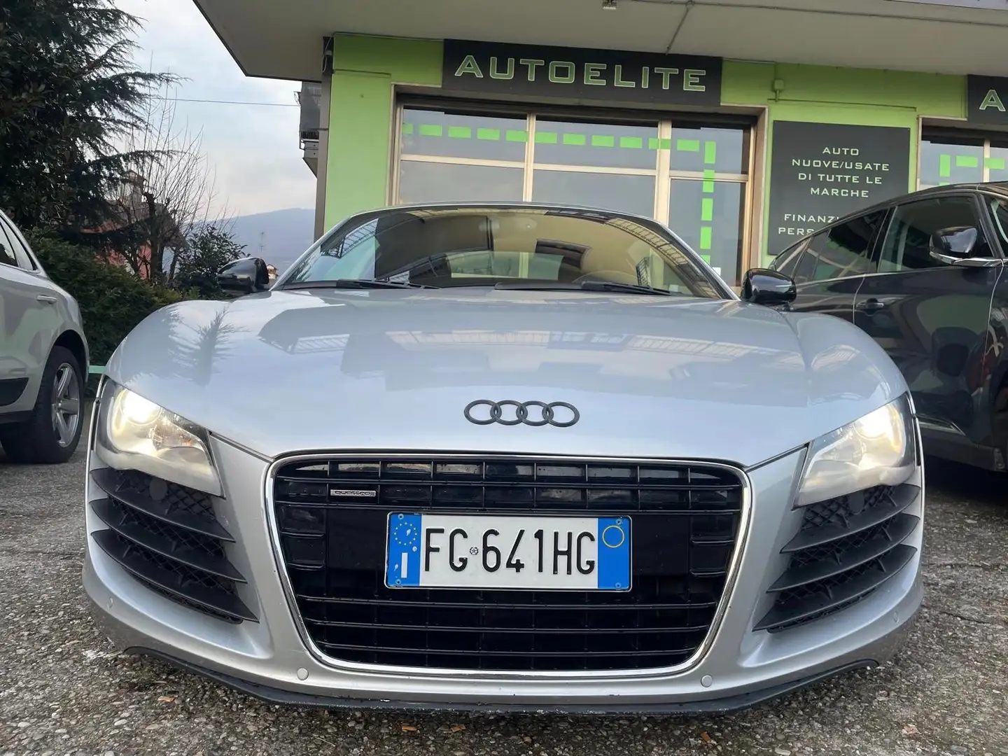 Audi R8 Coupe 4.2 V8 quattro r-tronic IVA COMPRESA Argento - 2