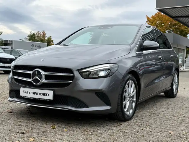 Mercedes-Benz B 220 4Matic Leder LED DAB