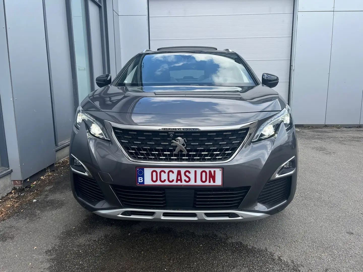 Peugeot 3008 1.5HDI  GT Line  1er proprio  carnet Peugeot - 1